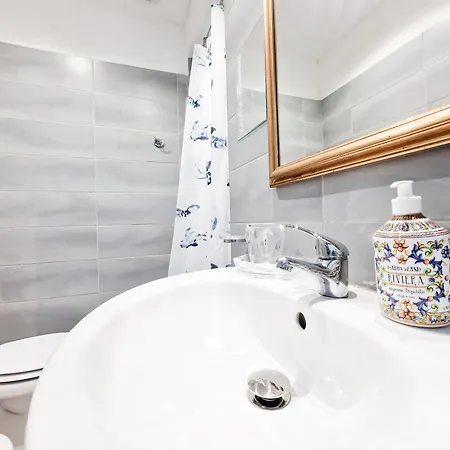 Loft Azzurro Old Center 아파트 *