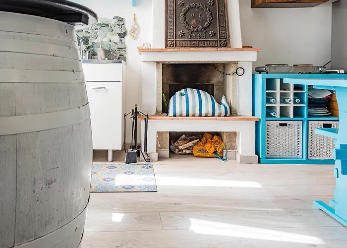 Loft Azzurro Old Center Апартаменты *